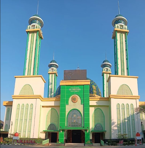 Masjid Agung Al Barkah Bekasi – Ikon Religi yang Megah